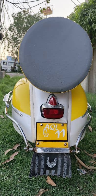 VESPA 1