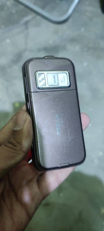 Nokia N85 gaming phone 8