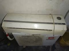 Dawlance split ac 1 ton in good condition