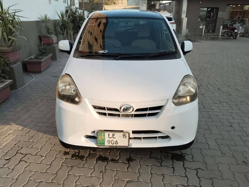 Daihatsu Mira 2012 0