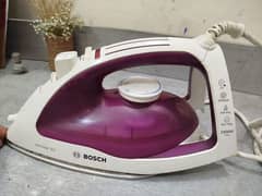 Bosch steam iron in excellent condition looks like a new