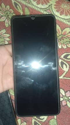 Infinix hot 9 play with box 4GB RAM 64 GB ROOM