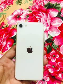 IPhone SE 2020 | non-PTA | 64Gb | Pure white colour | Water Pack100%