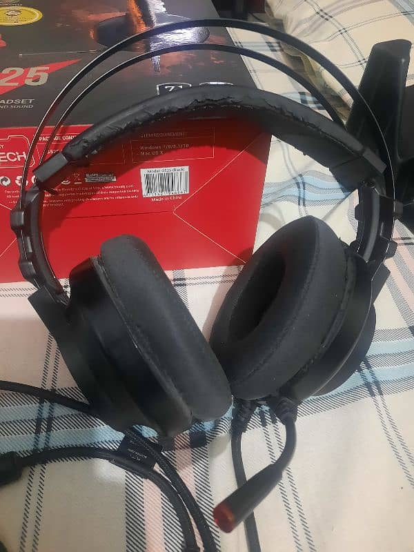 Bloody G525 Headphones for sale Johar Town Lahore 2