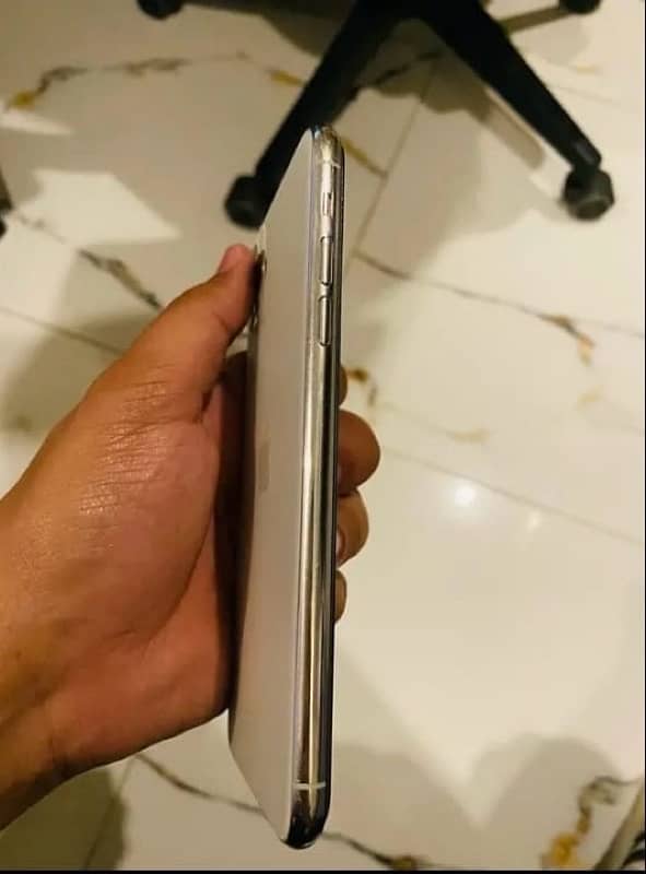 urgent sale pixel 7 pro lena he ya 7 5