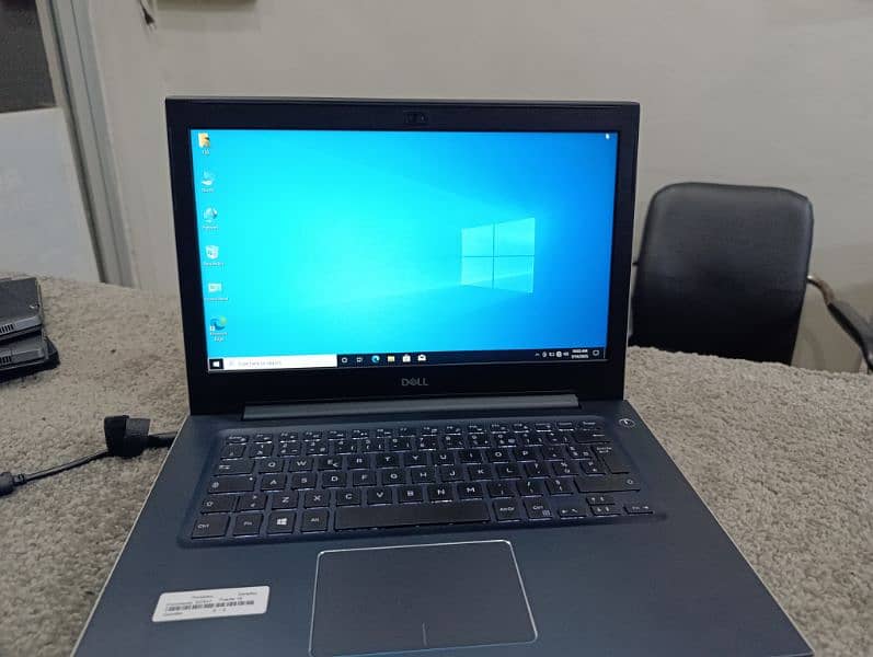 Dell Vostro 5471 i5 8th Generation 8/256GB SSD 8