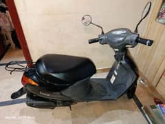 SCOOTY Suzuki Lets 5G