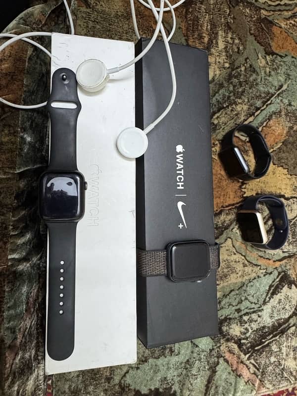 Original Apple Series 1,3 & two Series 4 9