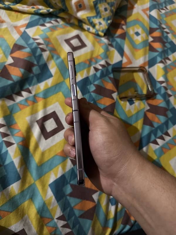 samsung Flip4 pta approved same as new 4