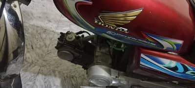 Honda CD 70 2005 in neat condition