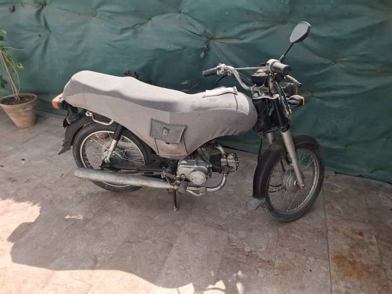 Star 70 CC 2004 2