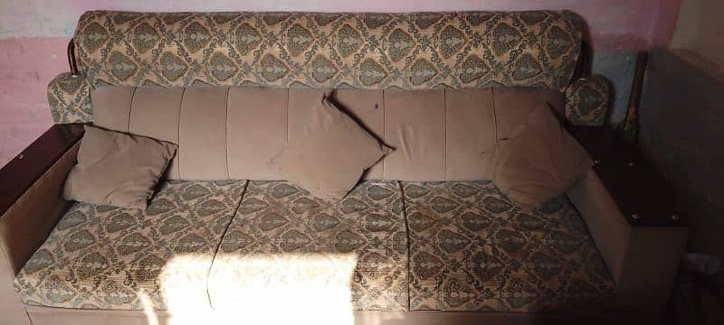 Sofa Set New Condition Urgent Sale 1