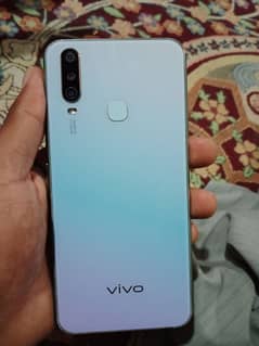 vivo y17  punch