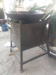 Big Karahi With Strong Stand