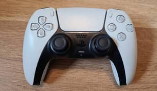 PS5 controller dual shock white