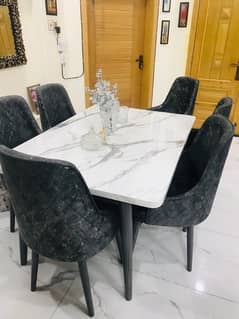 dinning table with six chairs