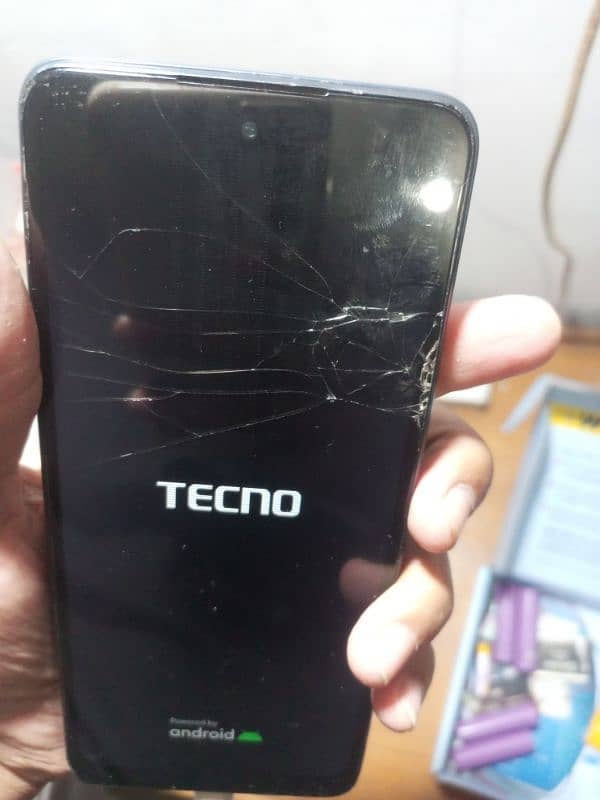 Tecno camon 18T 3