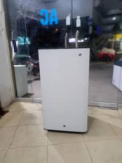 PEl fridge room size  (0306=4462/443) loushset