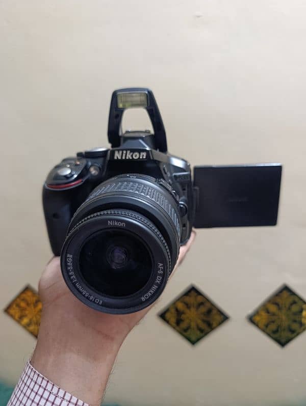 Nikon D5300 DSLR 0