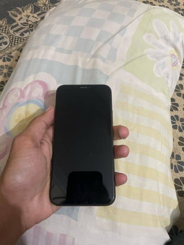 11 iphone 11 pro 4