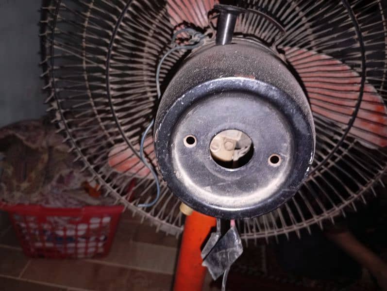 12 V DC fan 2