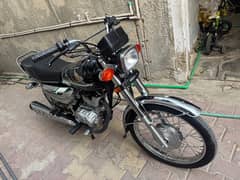 Honda 125 special edition BLACK