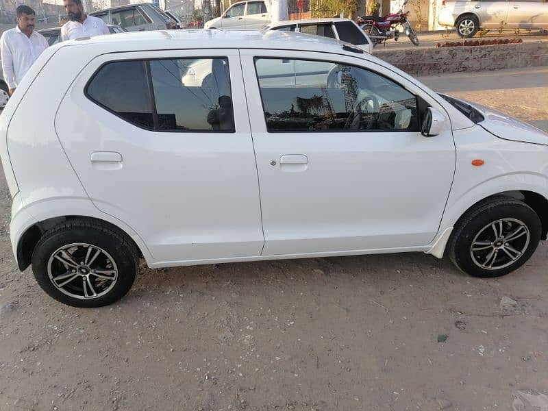 Suzuki Alto 2023 13