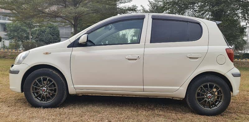 Toyota Vitz RS 2004 7