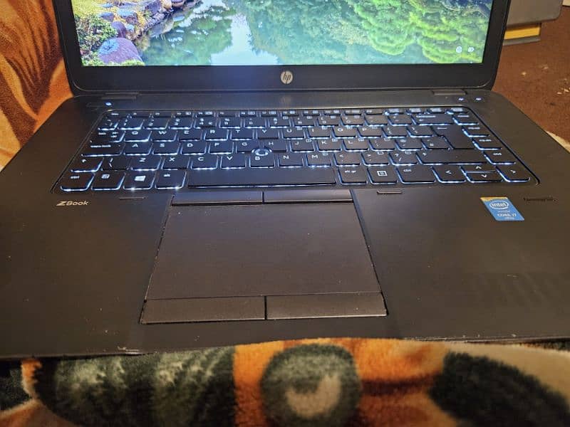 hp zbook 15u G2 0