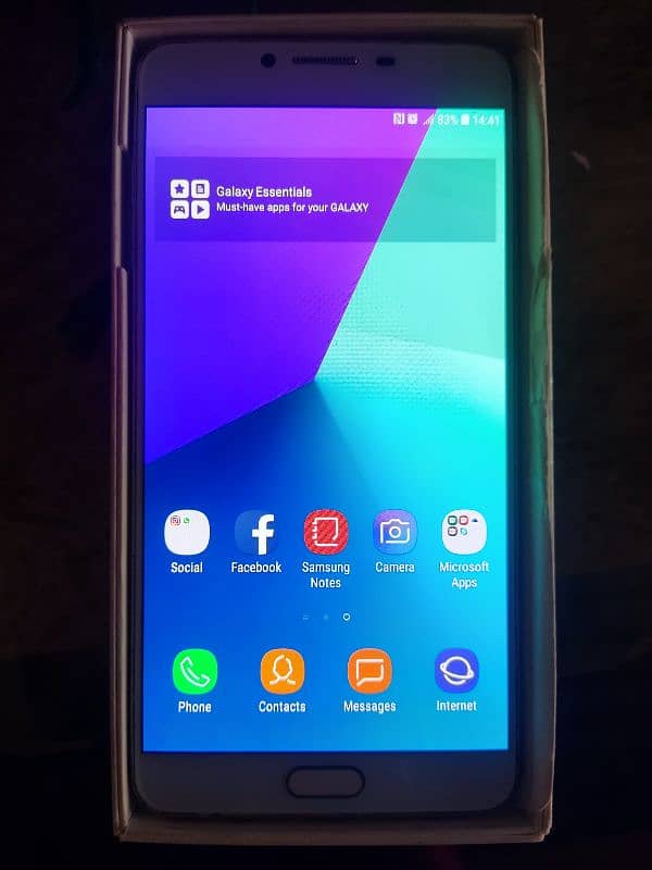 Samsung c9 pro 6