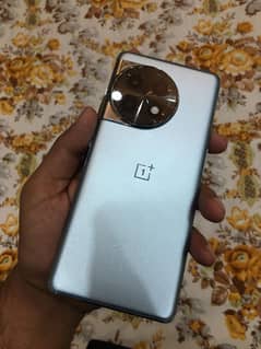 Oneplus 11R 5G (4 Months Sim Time Avail) With Box & Charger For Sale