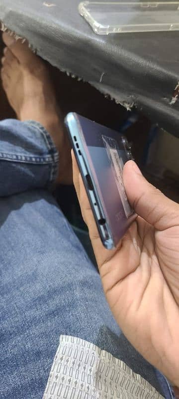 oppo f17pro 0