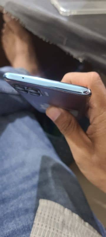 oppo f17pro 1