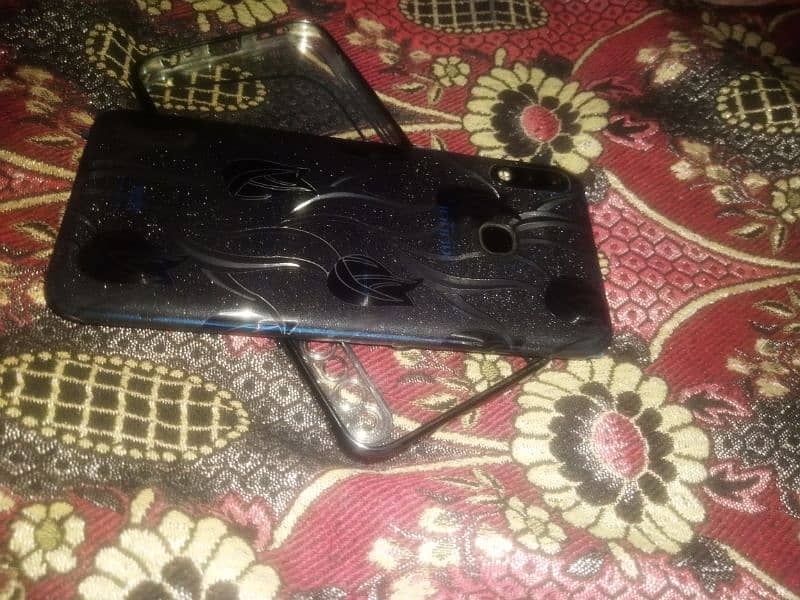 infinix Hot 8 lite 6
