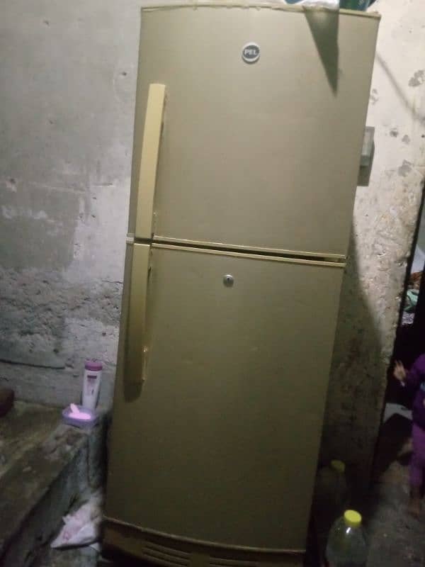 Refrigerator 0