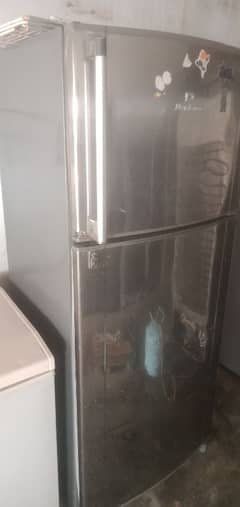 dawlance jumbo size fridge behtarin condition