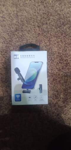 K8 wireless mic new condition for iphone and type c