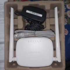 Tenda router and Huawei ONU