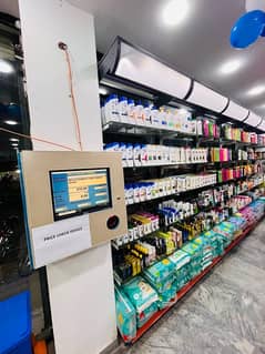 NEED GIRL FOR COSMETICS IN MART