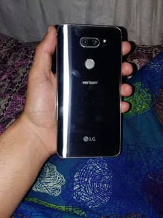 lg V30 thinq 4/64