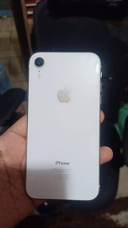 iphone XR 3