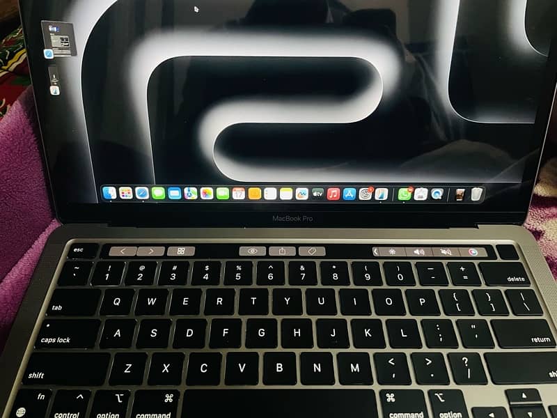 Macbook pro 2020 M1 3