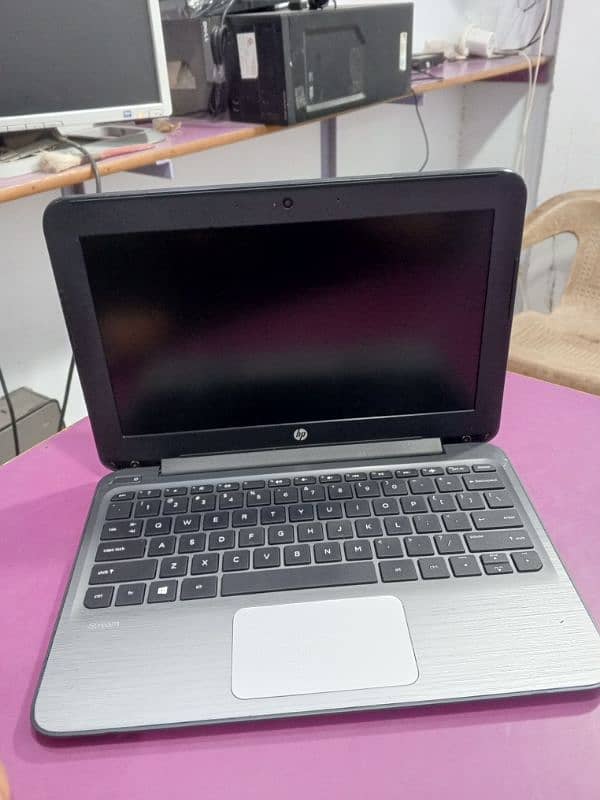 HP Stream 11 Pro g2 2