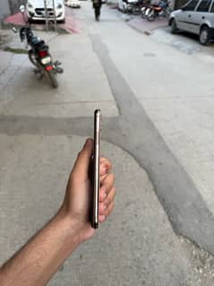 IPHONE 11 pro max PTA PROVED