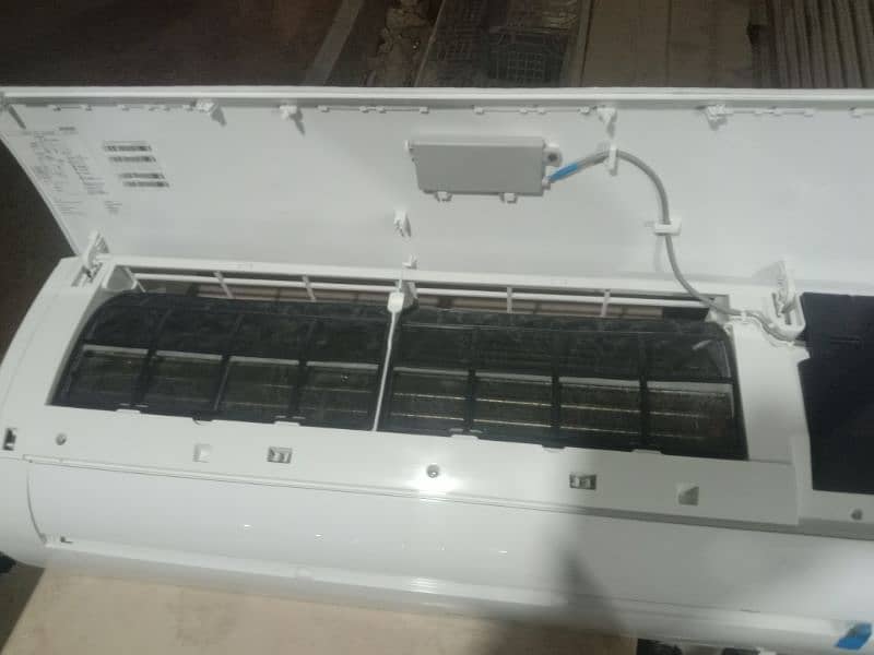 split AC hai 2