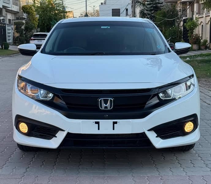 Honda Civic Oriel 2018 1