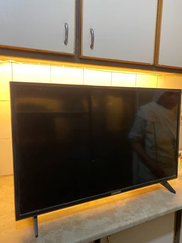 samsung 32inch lcd 2