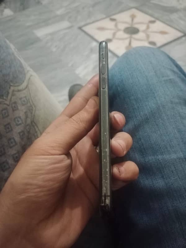 iPhone X pta 64gb 3