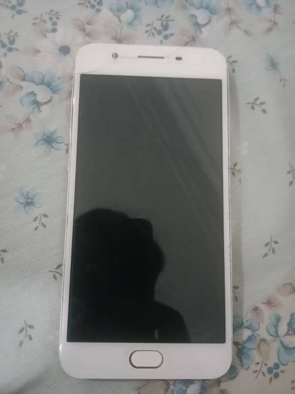 Oppo F1s 4/64 0