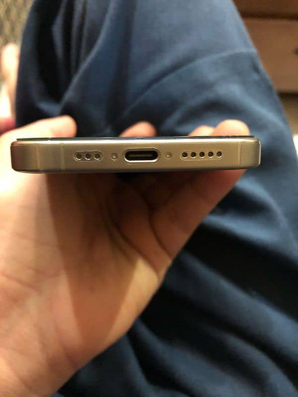 I phone 15 pro 128 GB Non PTA (JV) with warranty 6